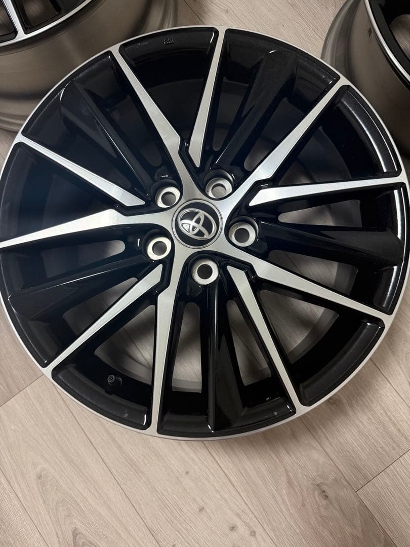 期間限定値下げ70系後期型 カムリ wsレザーパッケージ 純正ホイール