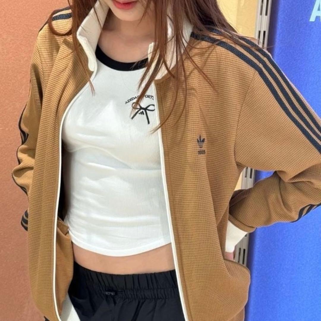 日本未発売カラー2XL茶⭐️adidasアディカラー刺繍 トラックトップ ワッフル