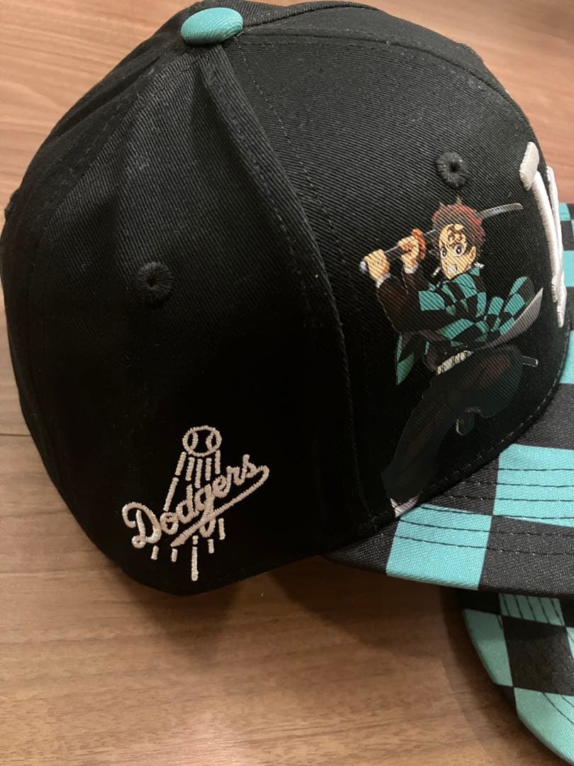 来場者限定鬼滅の刃 炭治郎×Dodgers ドジャース キャップ