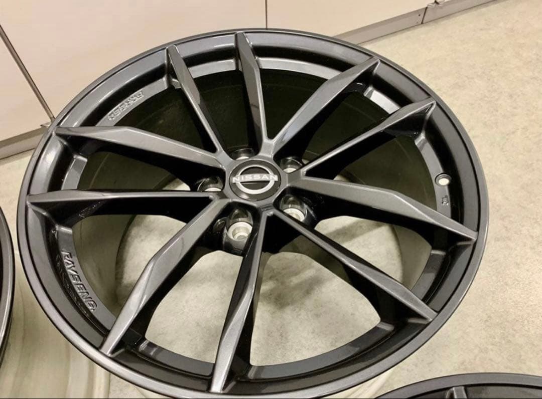 新車外し 日産 フェアレディZ RZ34 純正ホイール 19インチ