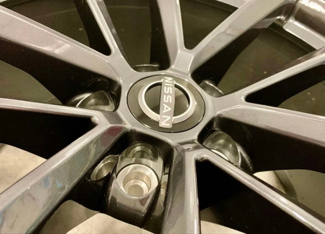 新車外し 日産 フェアレディZ RZ34 純正ホイール 19インチ