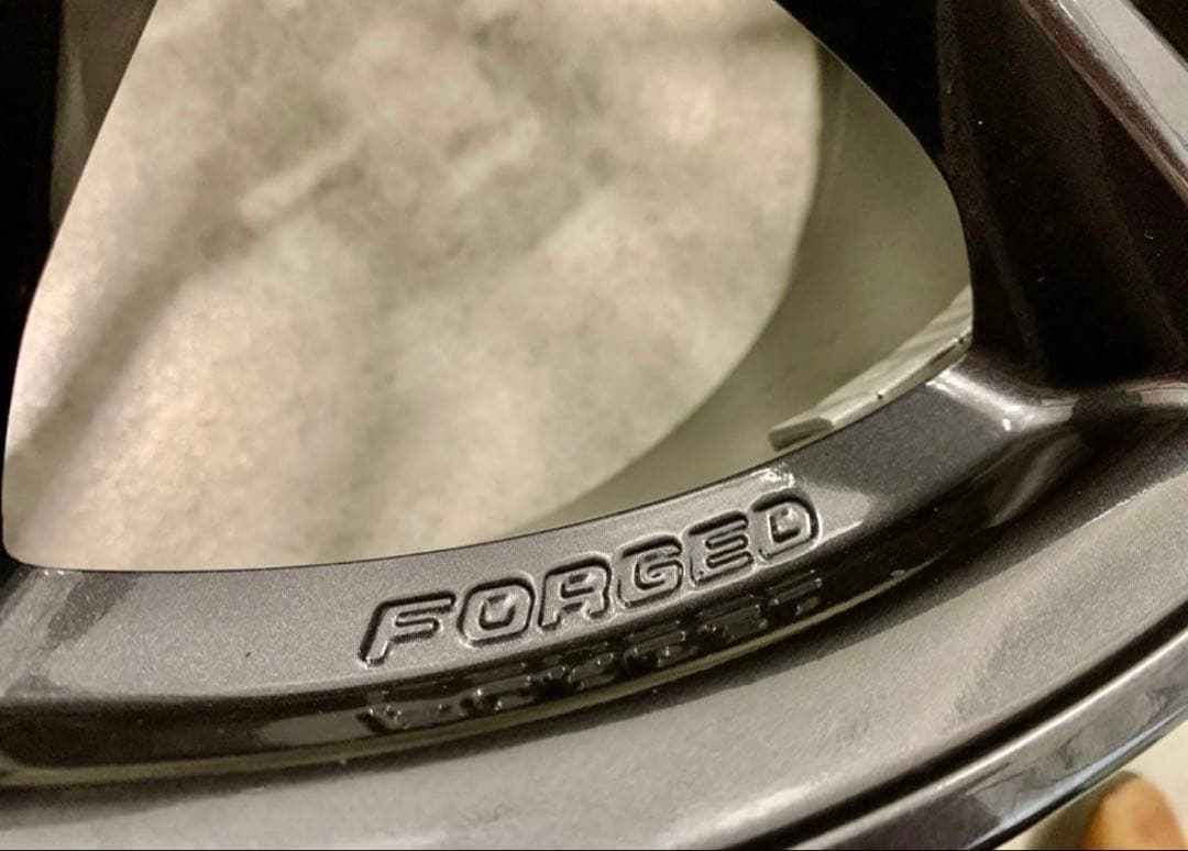 新車外し 日産 フェアレディZ RZ34 純正ホイール 19インチ