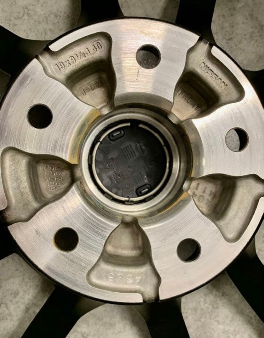 新車外し 日産 フェアレディZ RZ34 純正ホイール 19インチ