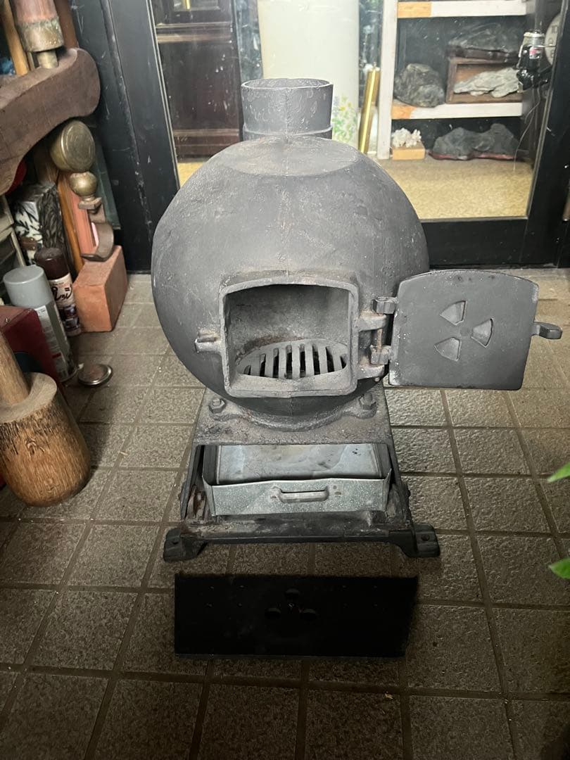 haruです レトロ国鉄ダルマストーブ、 レトロダルマストーブ