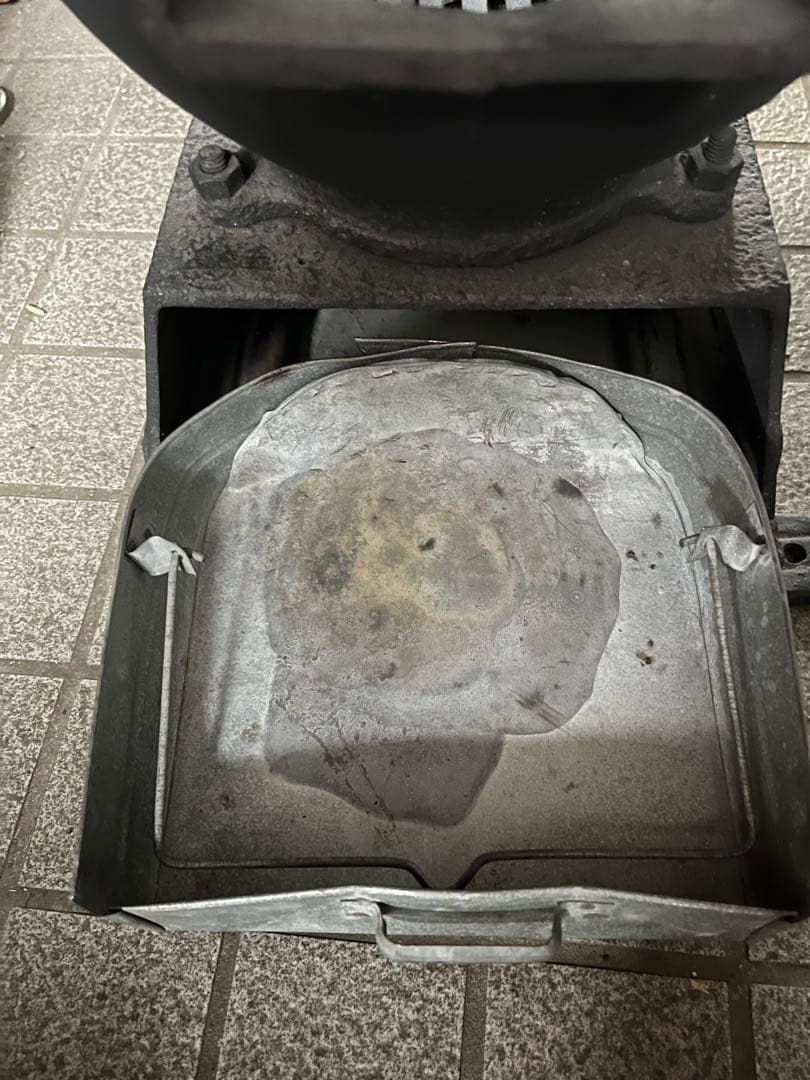 haruです レトロ国鉄ダルマストーブ、 レトロダルマストーブ