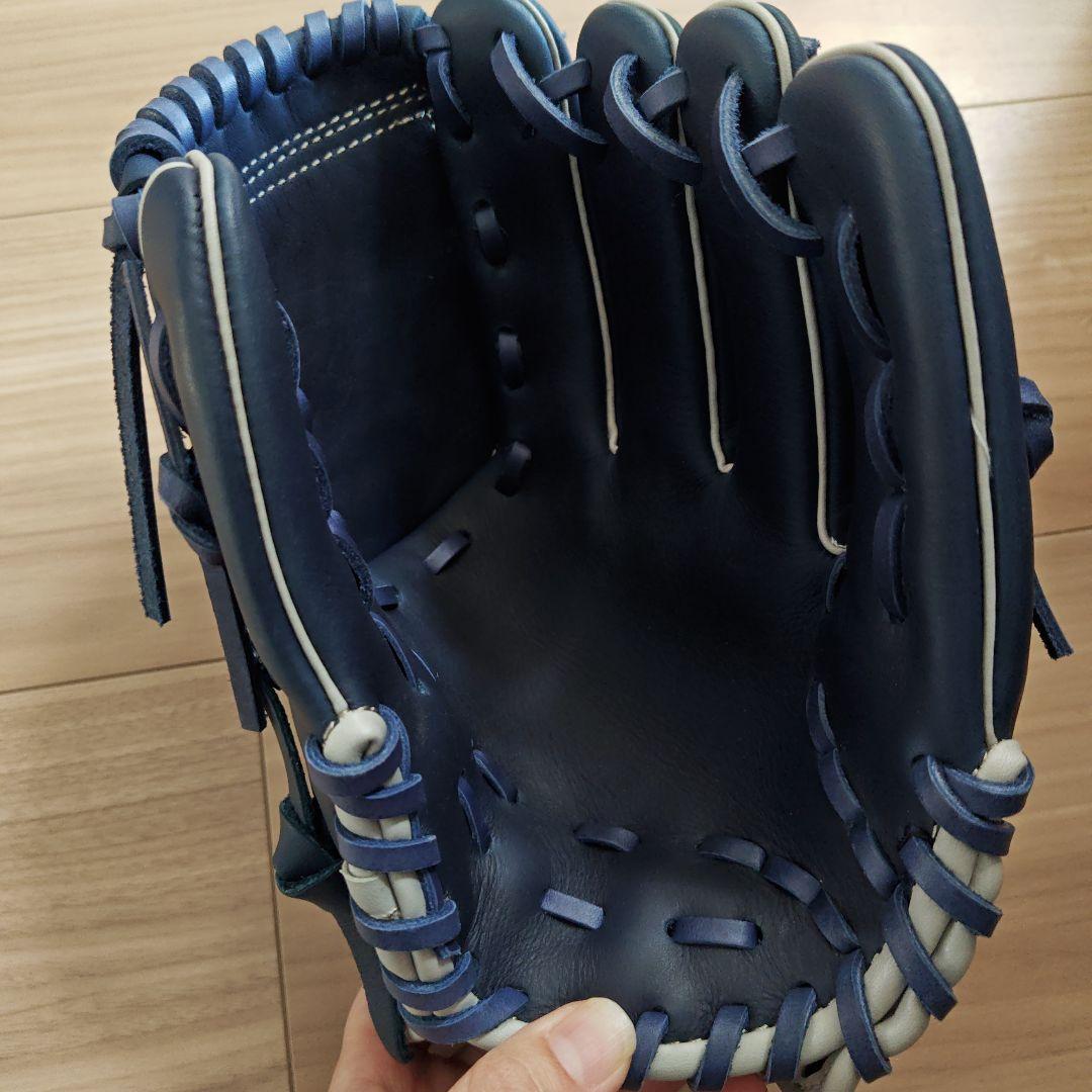 ひろき 山崎康晃Under Armour 野球グローブ ネイビー