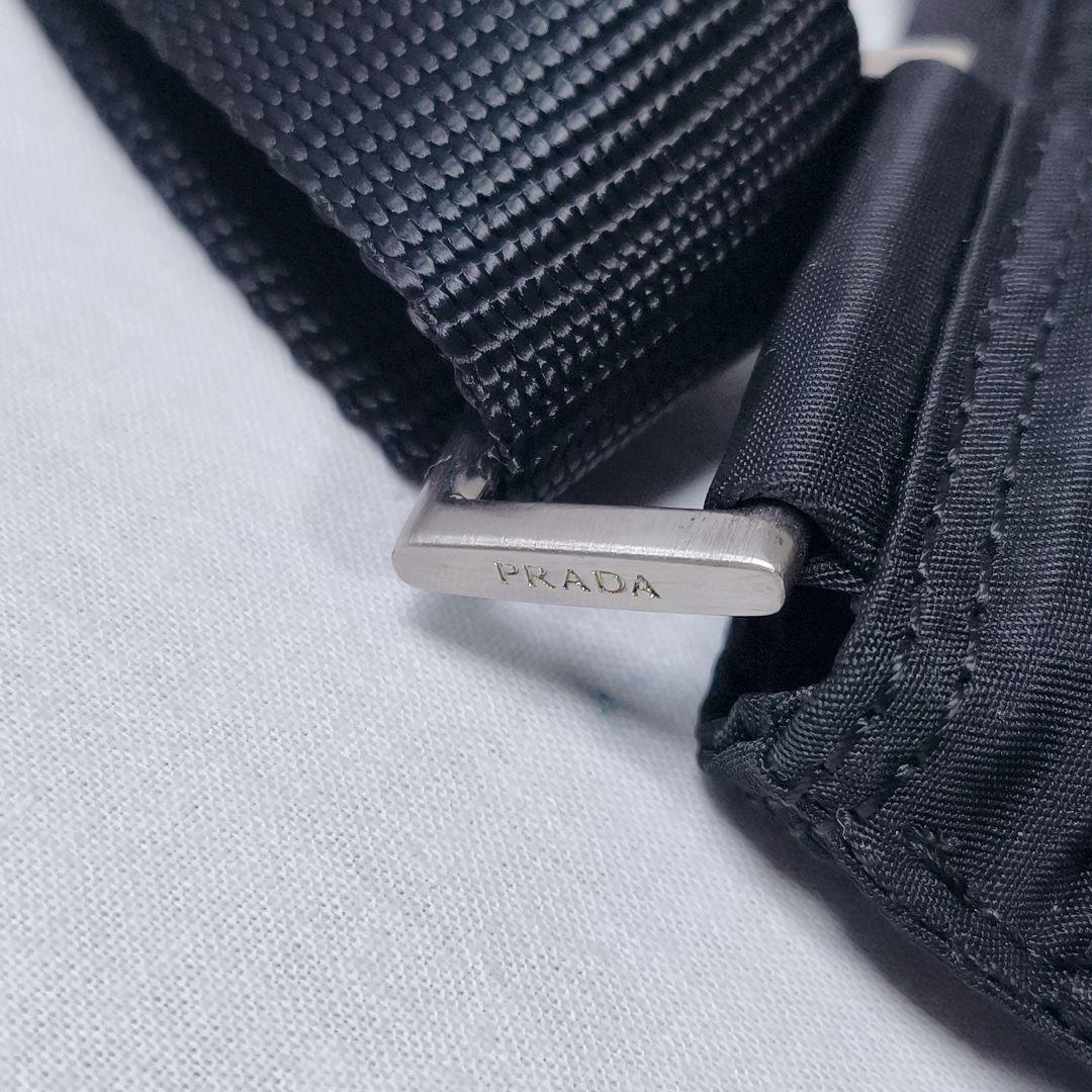 未使用級美品✨️PRADA　プラダ　VELA　ヴェラ　ショルダーバッグ　男女兼用