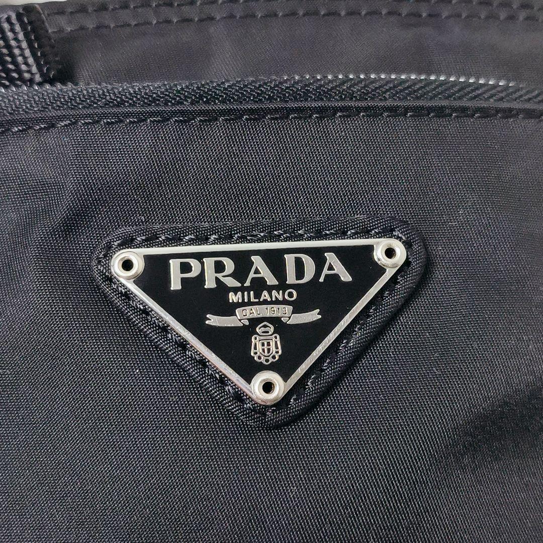 未使用級美品✨️PRADA　プラダ　VELA　ヴェラ　ショルダーバッグ　男女兼用