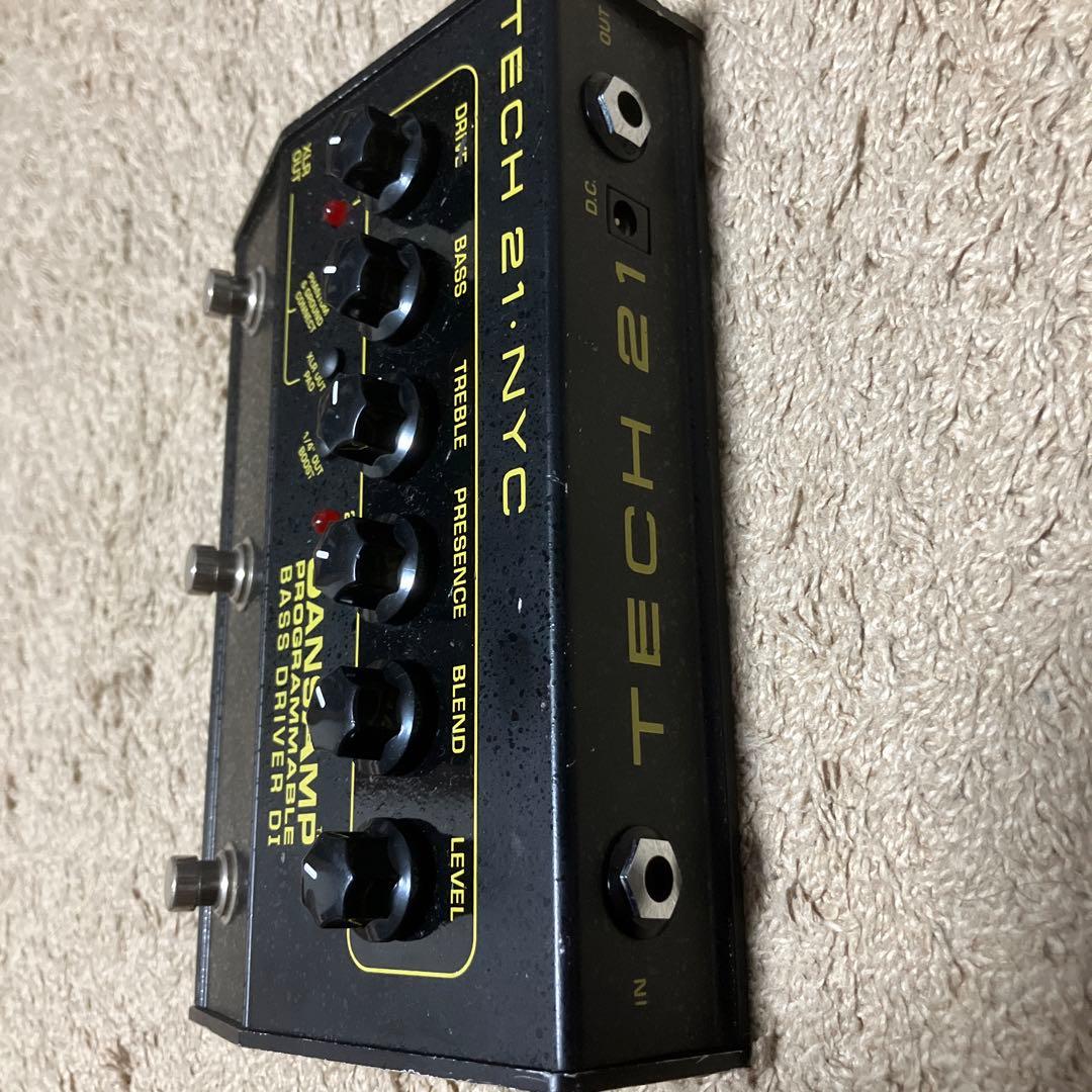 TECH21 PROGRAMMABLE BASS D DI プリアンプ