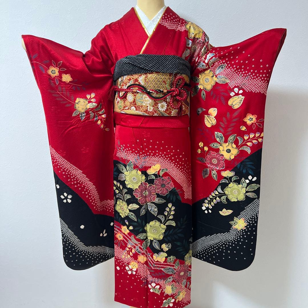 341 振袖フルセット 正絹 赤 黒 金 絞り 辻が花 金彩 駒刺繍 染め分け