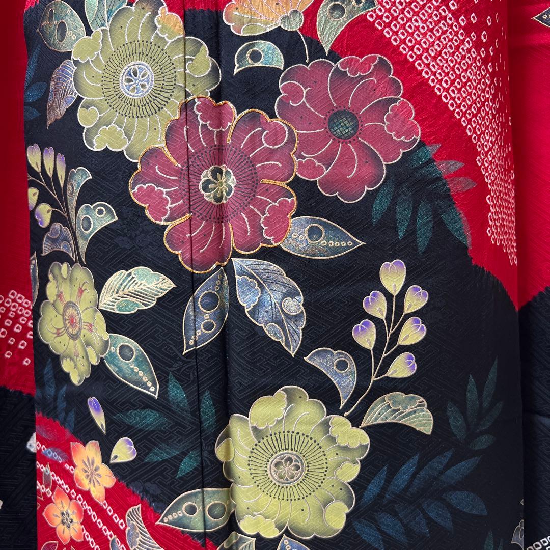 341 振袖フルセット 正絹 赤 黒 金 絞り 辻が花 金彩 駒刺繍 染め分け