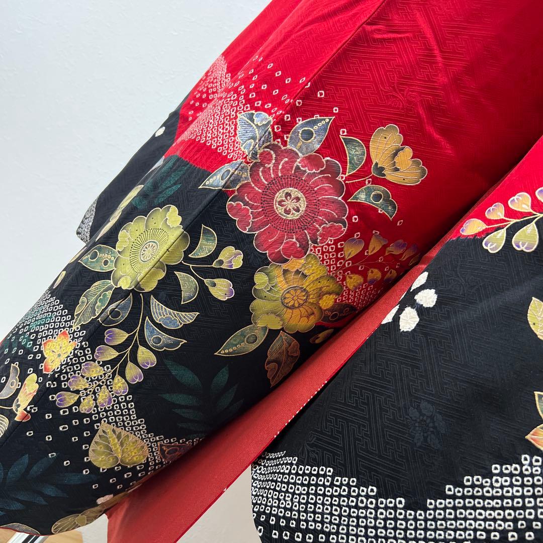 341 振袖フルセット 正絹 赤 黒 金 絞り 辻が花 金彩 駒刺繍 染め分け