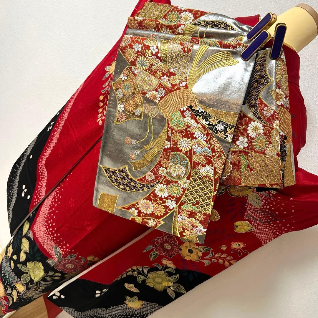 341 振袖フルセット 正絹 赤 黒 金 絞り 辻が花 金彩 駒刺繍 染め分け