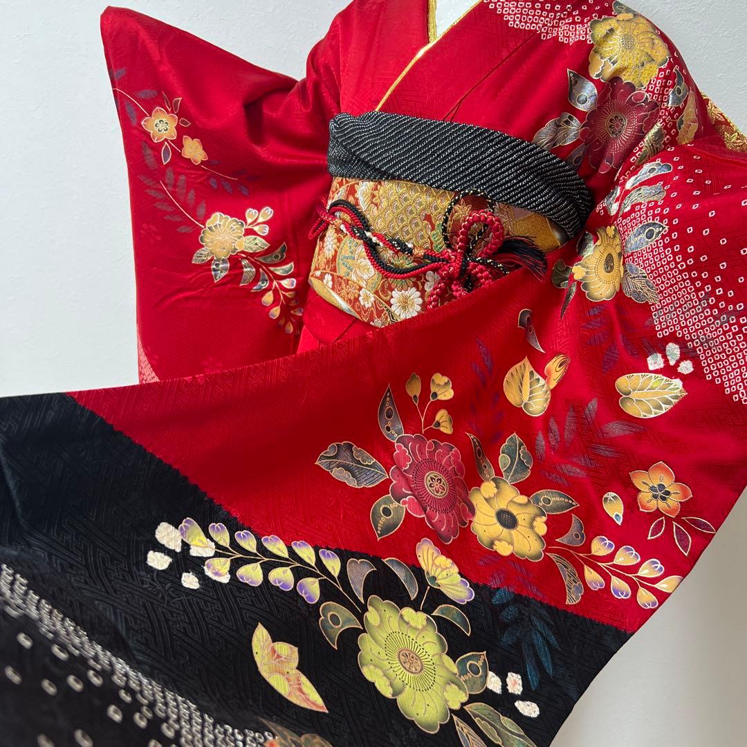 341 振袖フルセット 正絹 赤 黒 金 絞り 辻が花 金彩 駒刺繍 染め分け