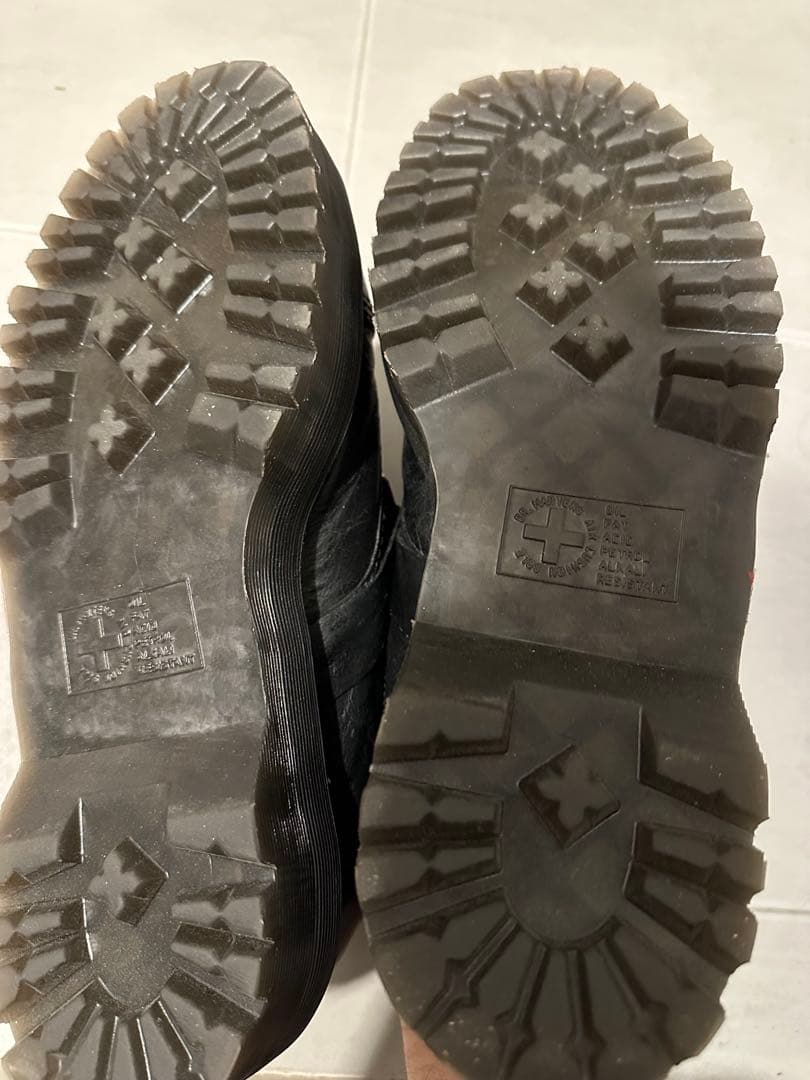 希少入手困難完売品【ドクターマーチン】 8053 QUAD HNG