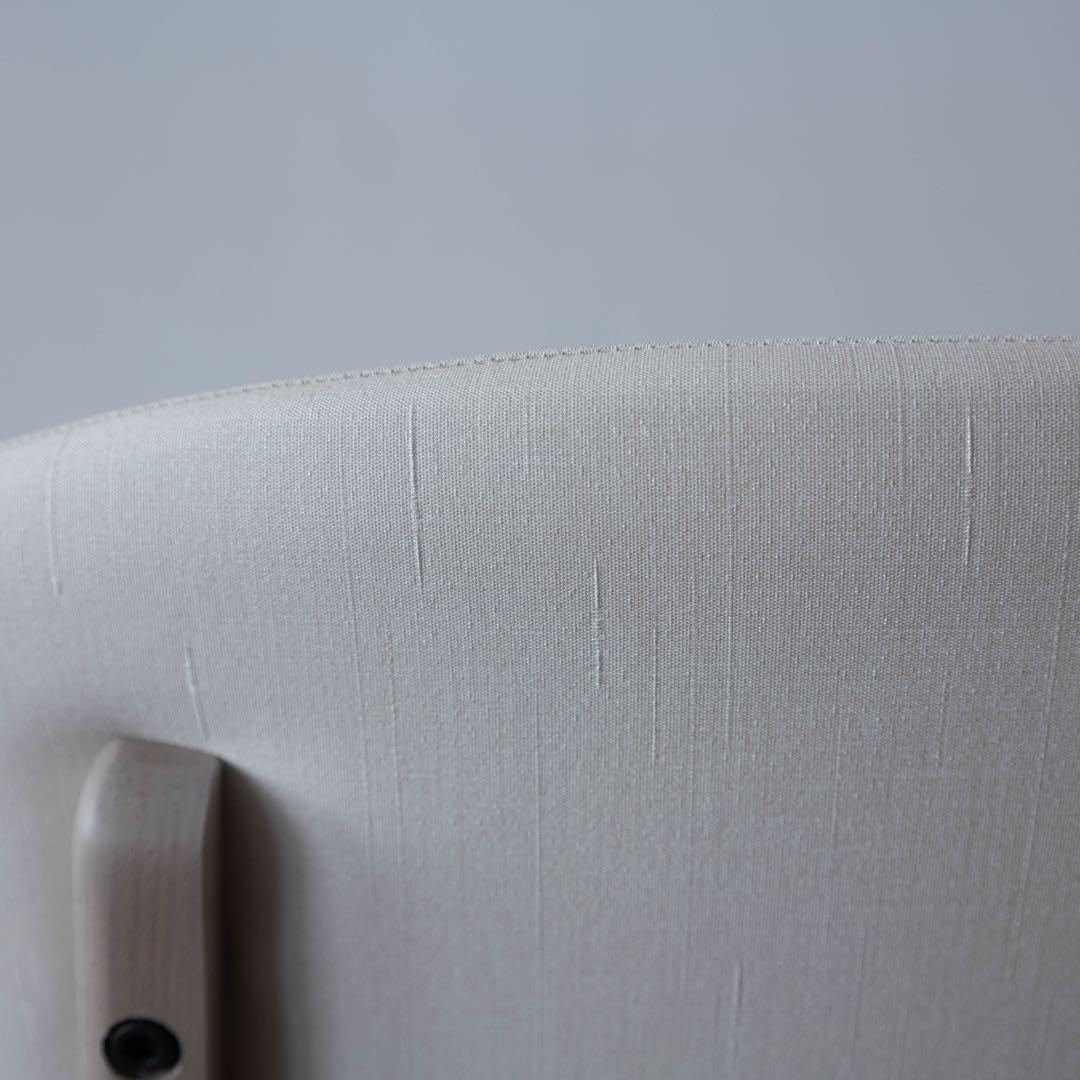 くろ　ダイニングチェア アッシュ材　ホワイトウォッシュ色