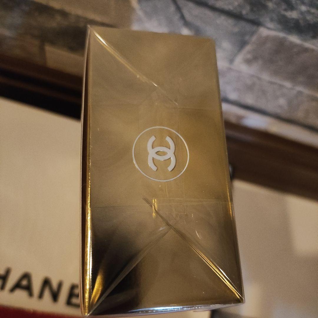 シャネル　香水　ココマドモアゼル　高級　　愛され　褒められ　魅惑の香り