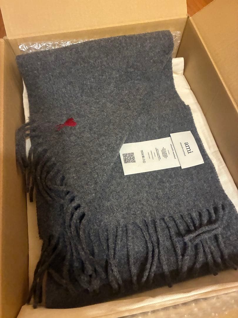 アミパリス マフラー グレー