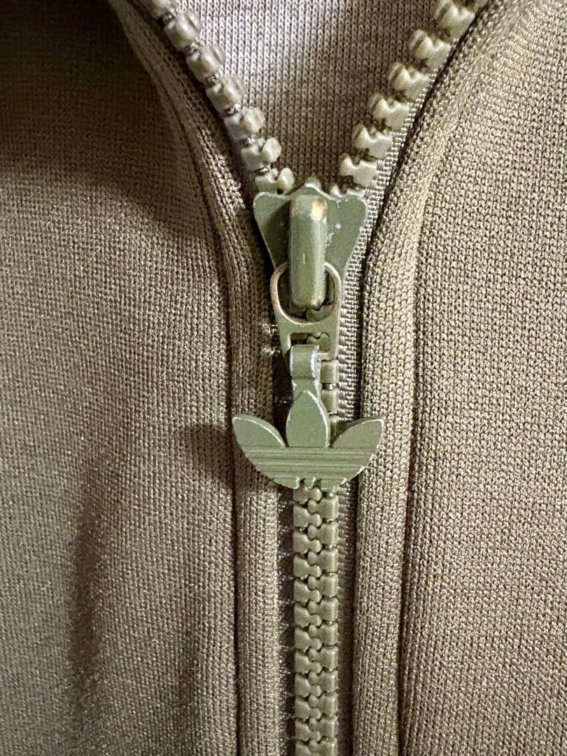 adidas 00s トレフォイル オリーブ フルジップパーカー ビンテージ