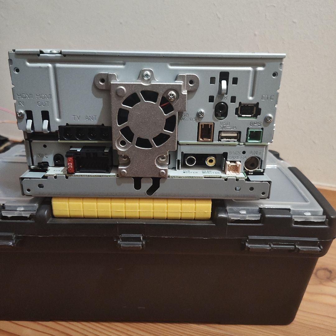 カロッツェリア 楽ナビ AVIC-RZ710 フルセグ　カーナビ