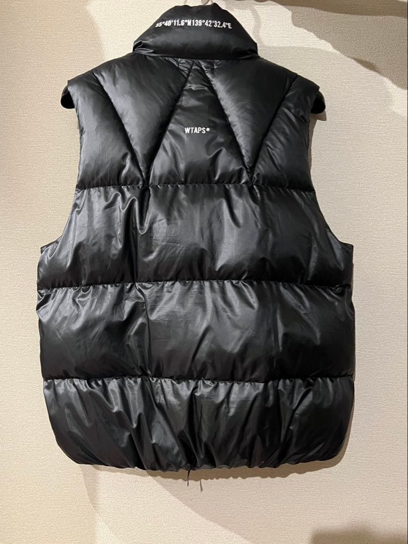 ま*ん様 WTAPSダウンベスト 222BRDT-JKM01 ブラック 03