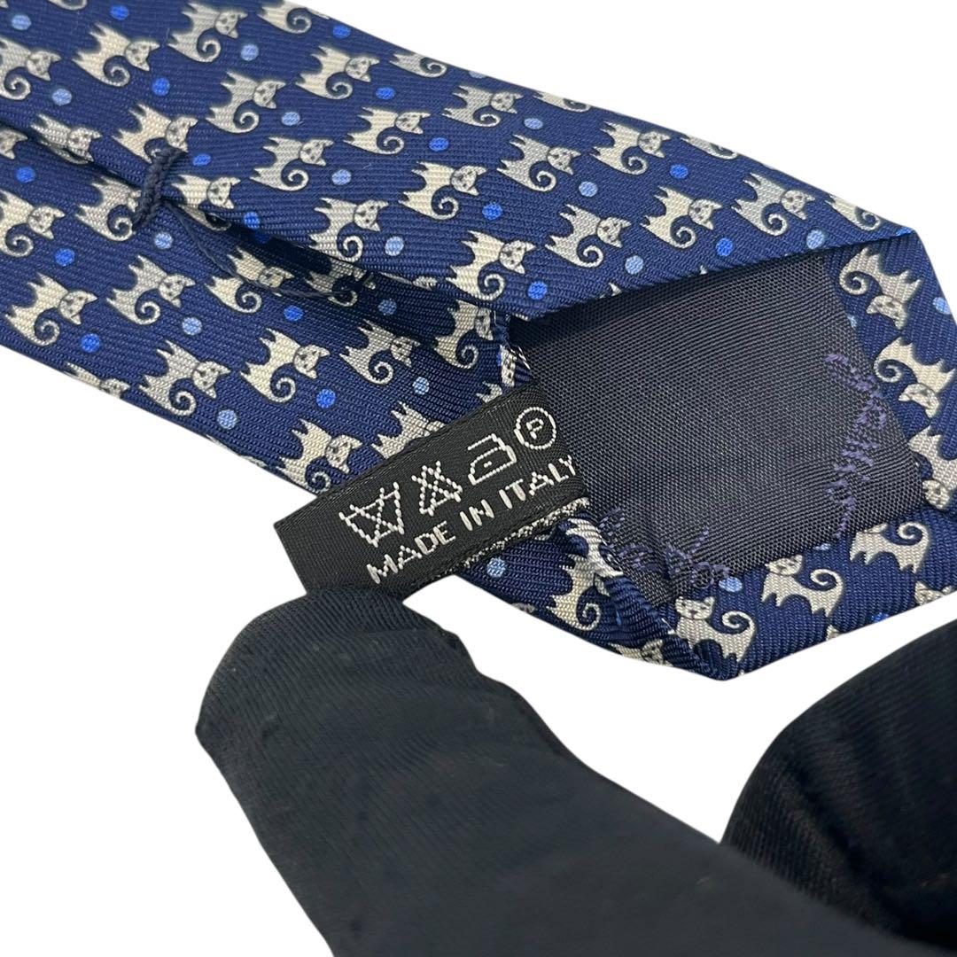 極美品⭐︎サルヴァトーレフェラガモ シルク100% イタリア製ネクタイ ブルー