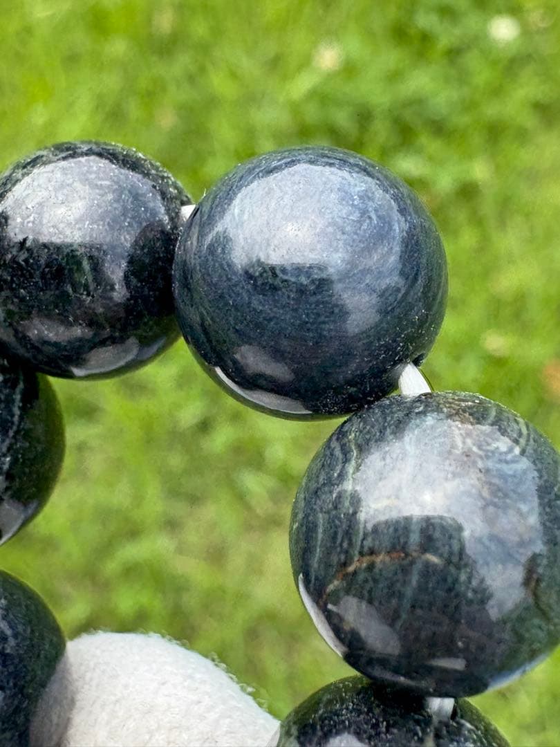 【匿名発送】希少 神居古潭（紺）ブレスレット