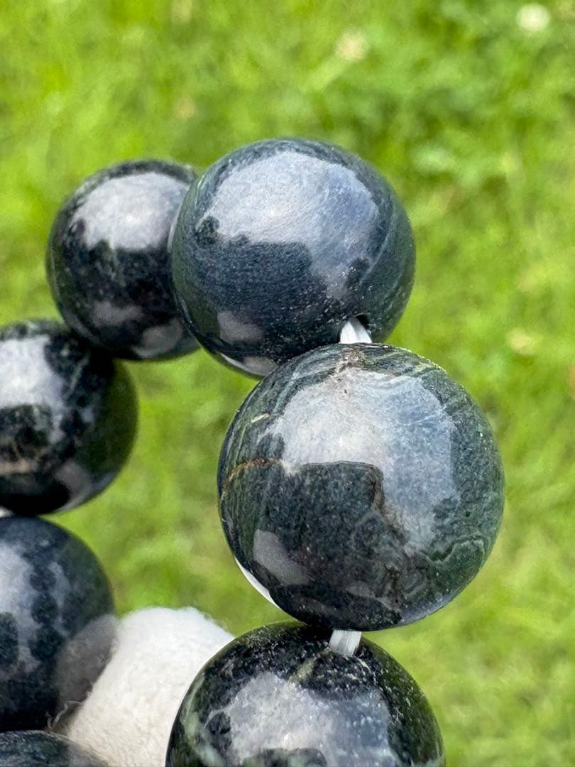 【匿名発送】希少 神居古潭（紺）ブレスレット