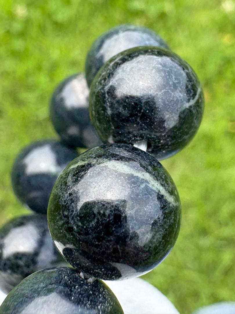 【匿名発送】希少 神居古潭（紺）ブレスレット