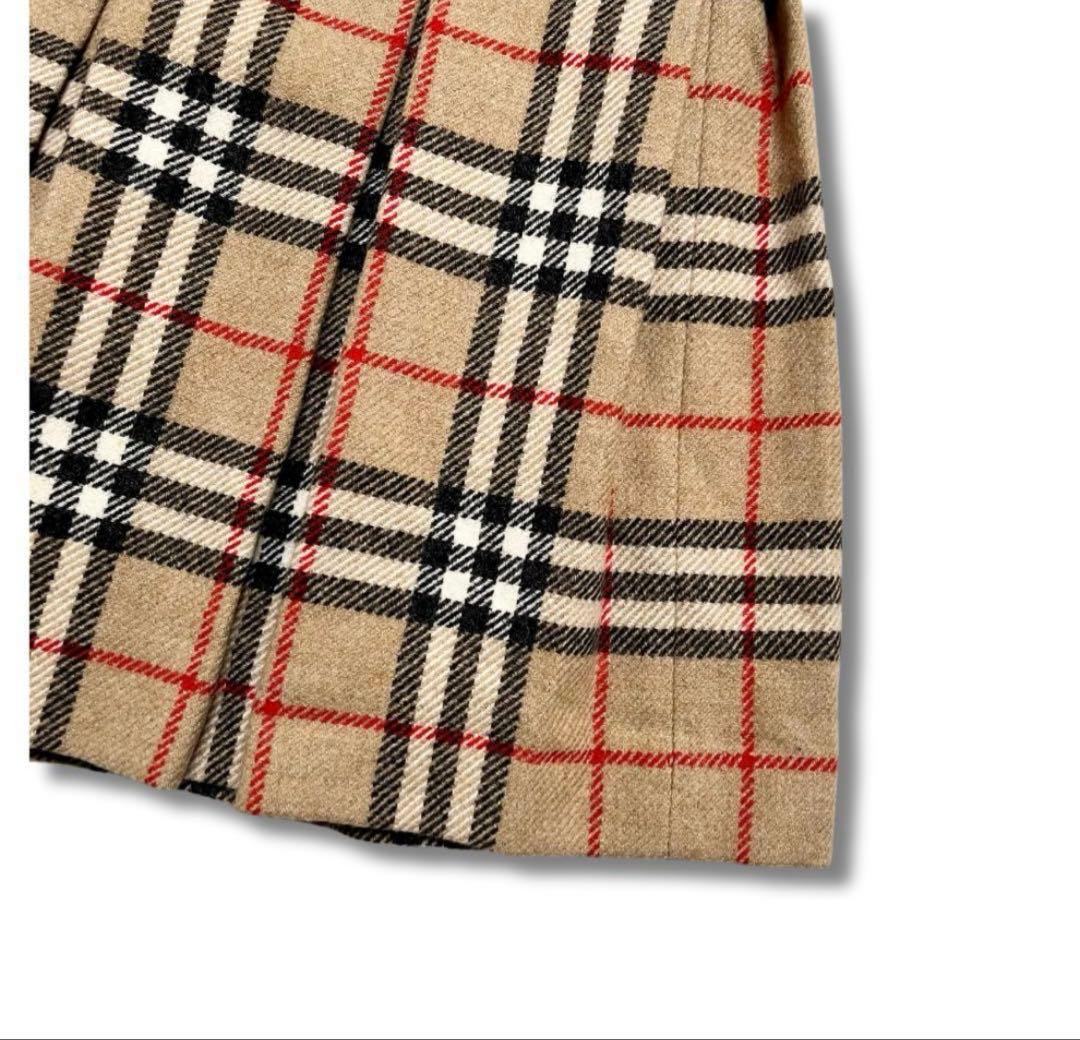 Burberry チェック柄 プリーツスカート