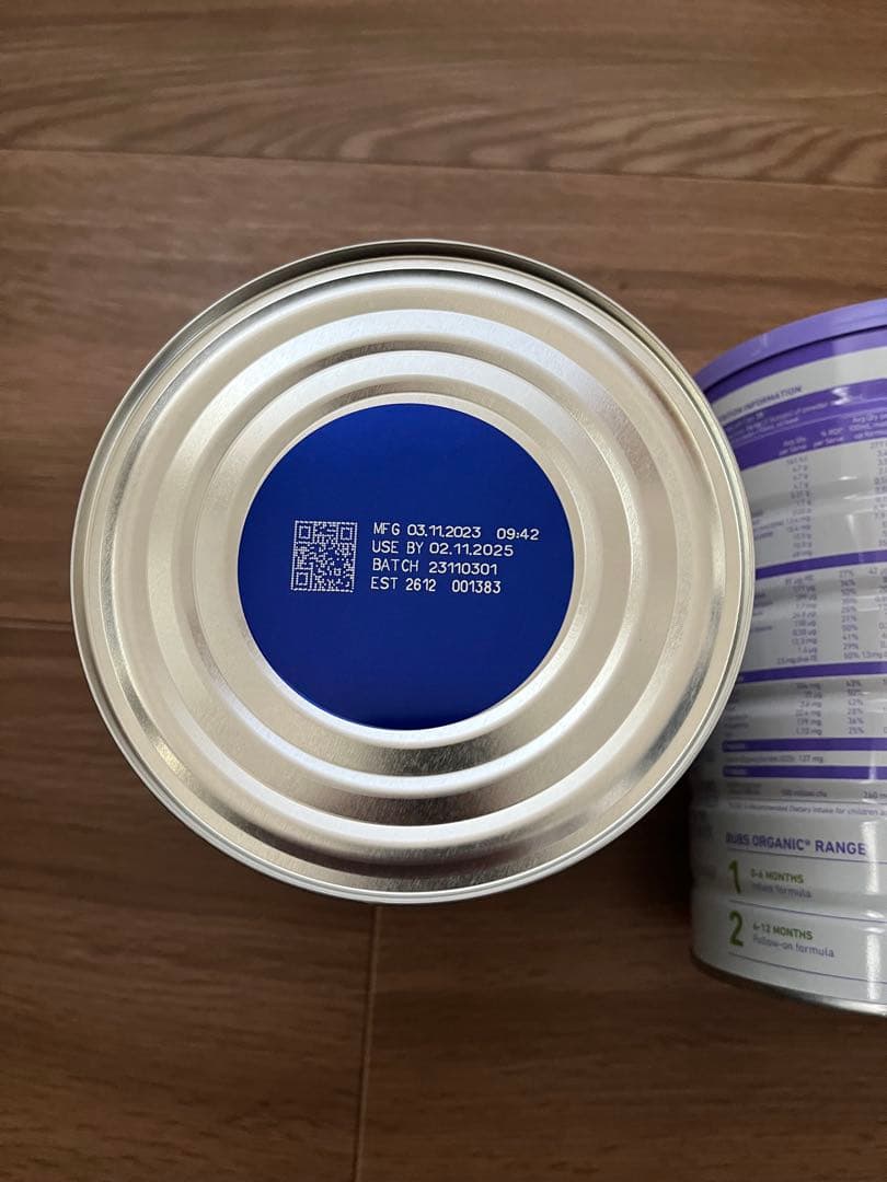 bubsオーガニック粉ミルク ステップ3、2缶