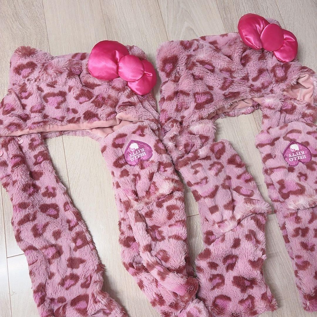 ユニバ　キティマフラーハット帽子　ヒョウ柄　2個セット