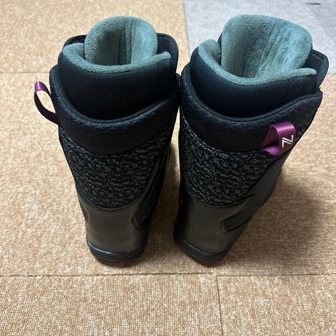 NIDECKER スノーボード　レディース　ジュニア　キッズ　ブーツ