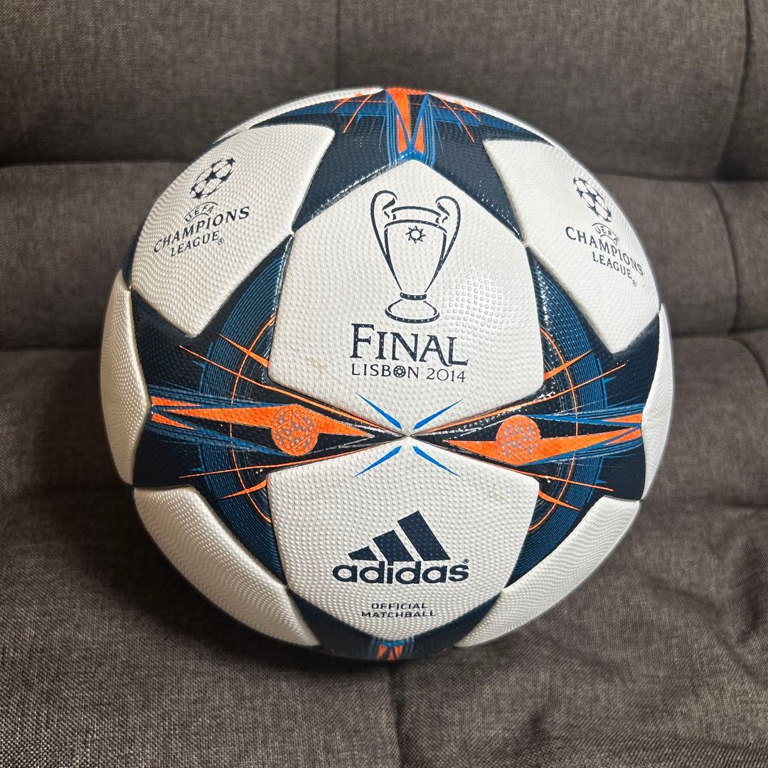 チャンピオンズリーグ　公式球
