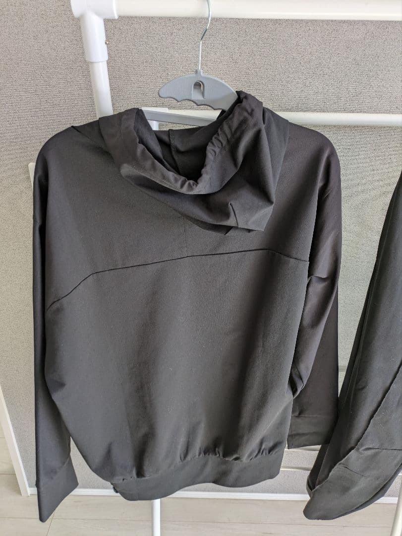 bombr M ブラック フード付きジャージ上下