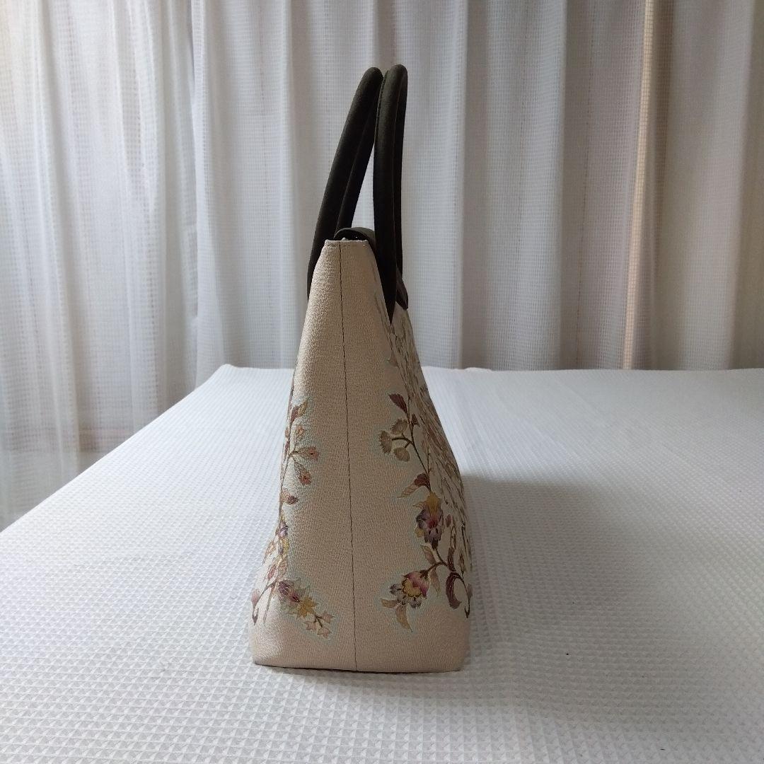 岡重OKAJIMA 花柄刺繍 ハンドバッグ 中型