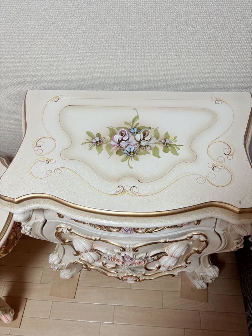 CIZCO　ロココ調　サイドテーブル チェスト アンティーク　猫脚 姫家具