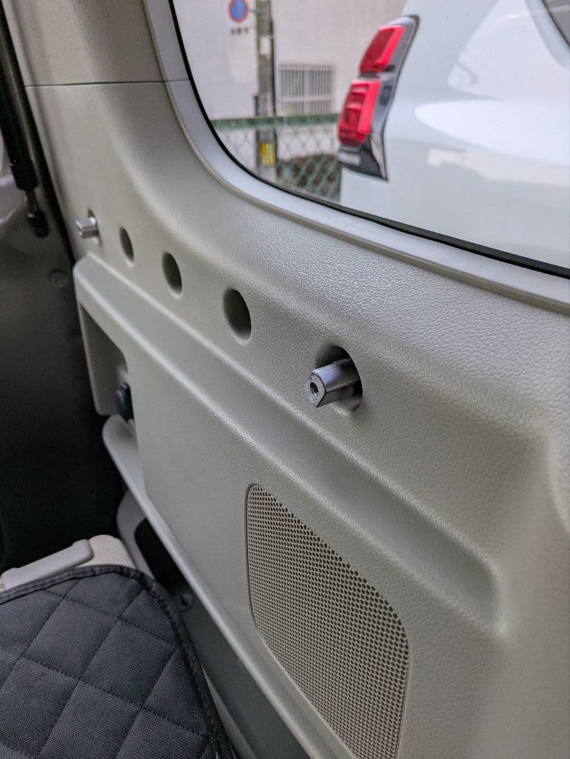 エブリィワゴン 3BA-DA17ｗインナーメッシュパネル　取り付け確認用中古品