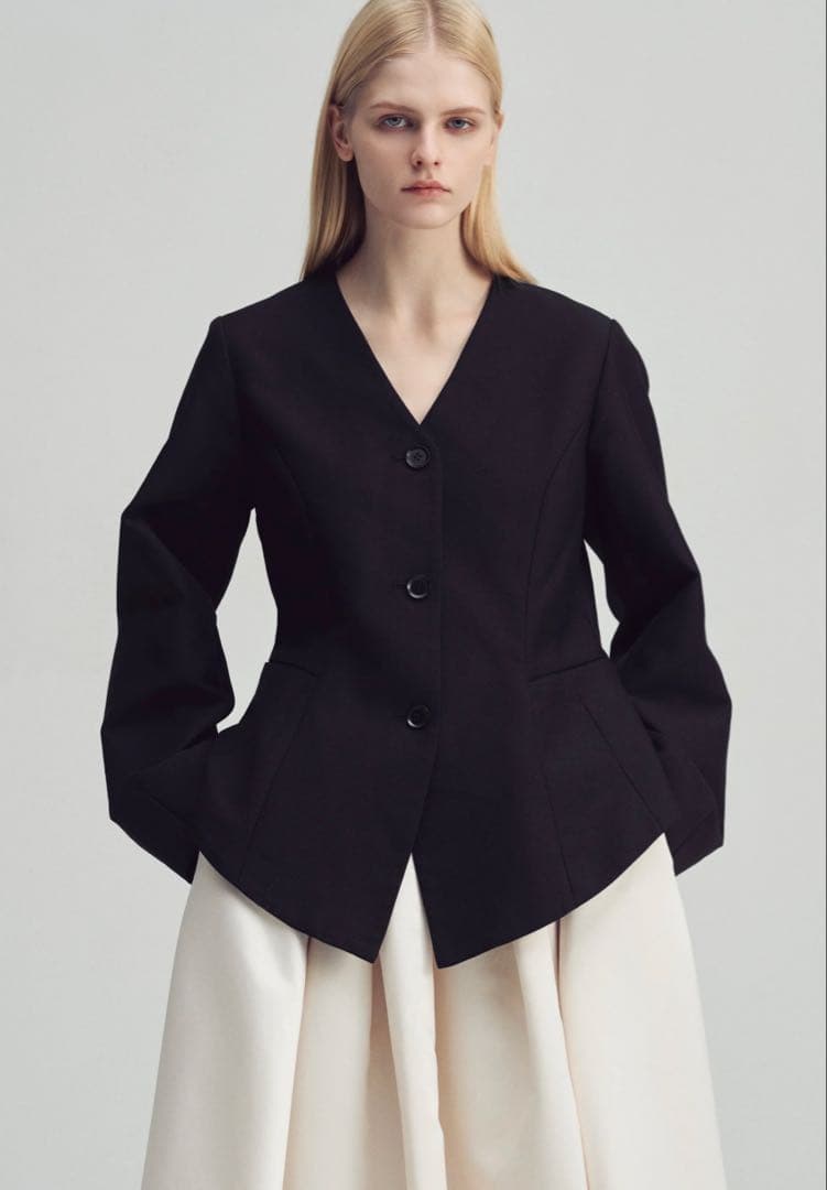 THE TOÉ Evros Switching Jacket