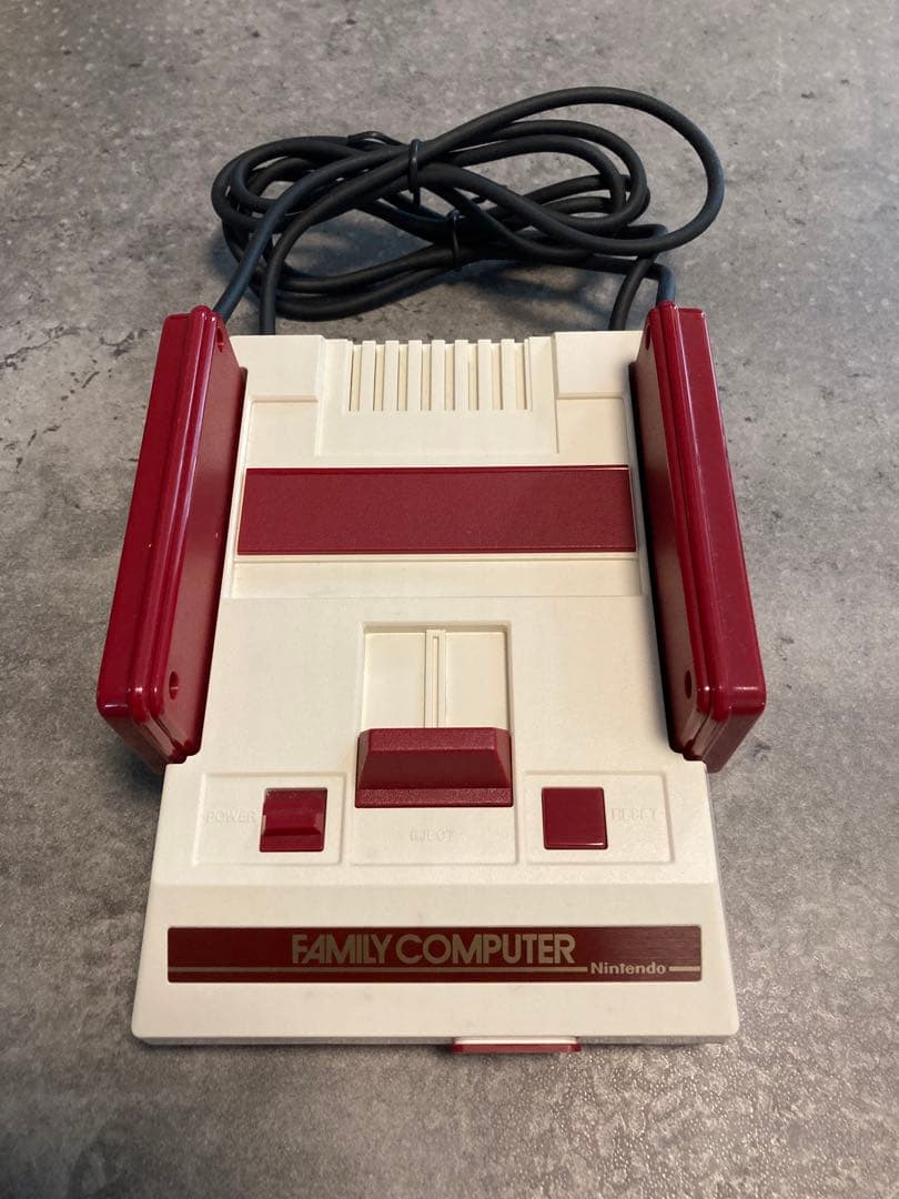 ニンテンドークラシックミニ ファミリーコンピュータ