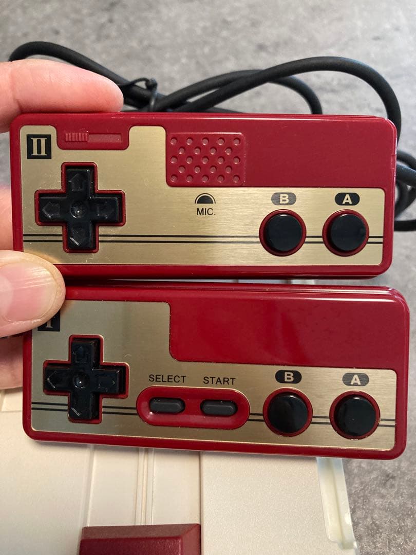 ニンテンドークラシックミニ ファミリーコンピュータ