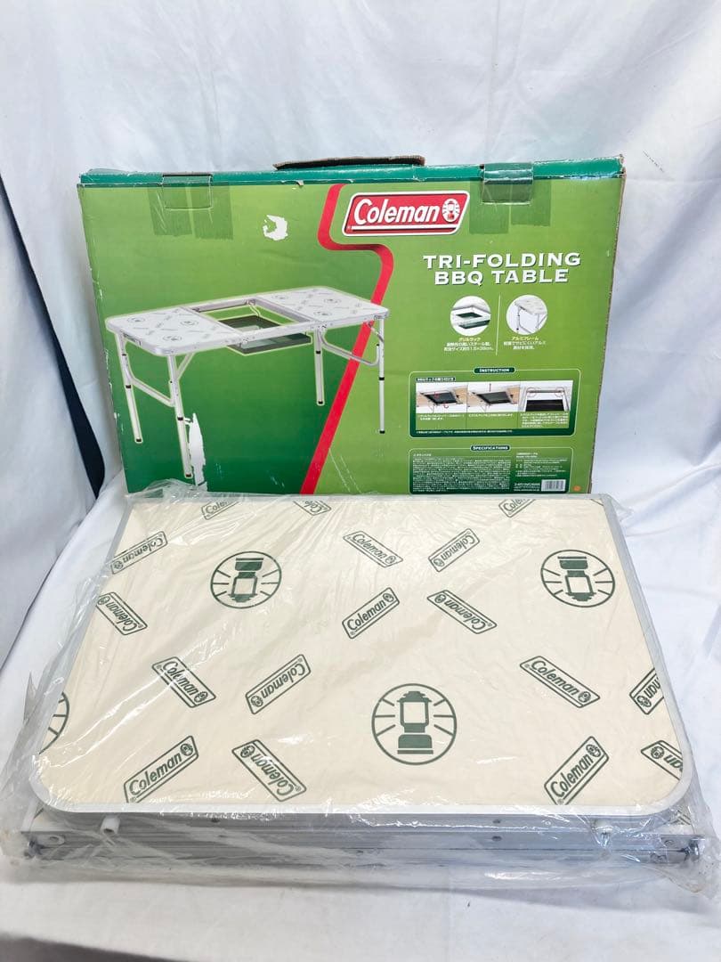 Coleman コールマン　フォールディングテーブル　三つ折り　BBQテーブル