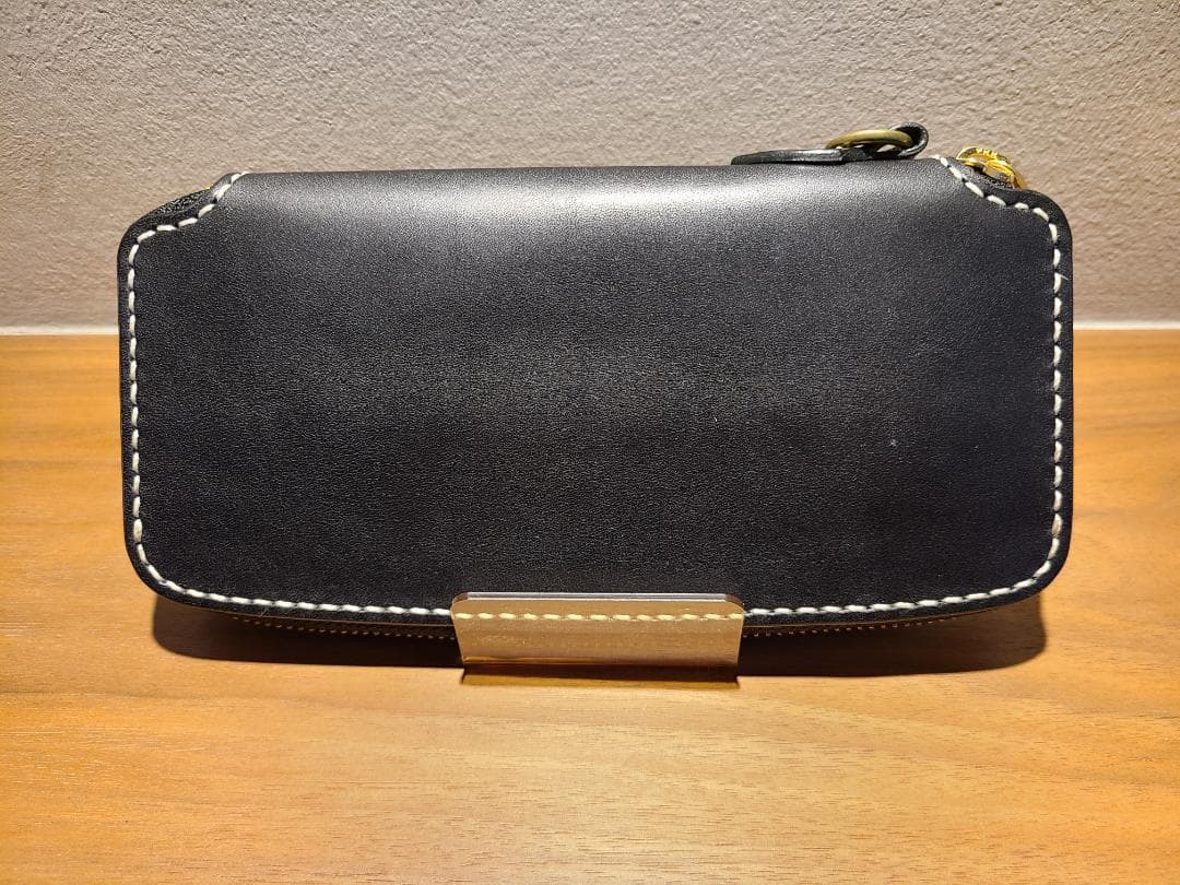 栃木レザー　ラウンドジップロングウォレット(ブラック)