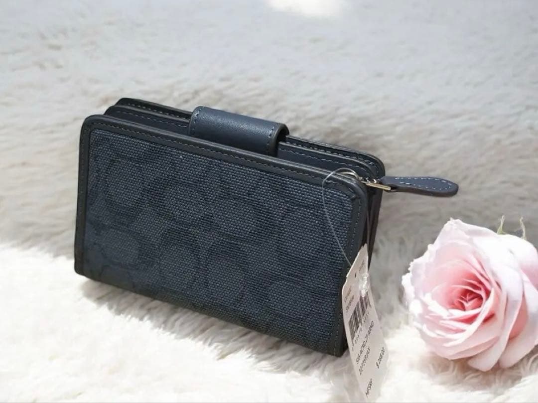 COACH ダークブルー 二つ折り財布