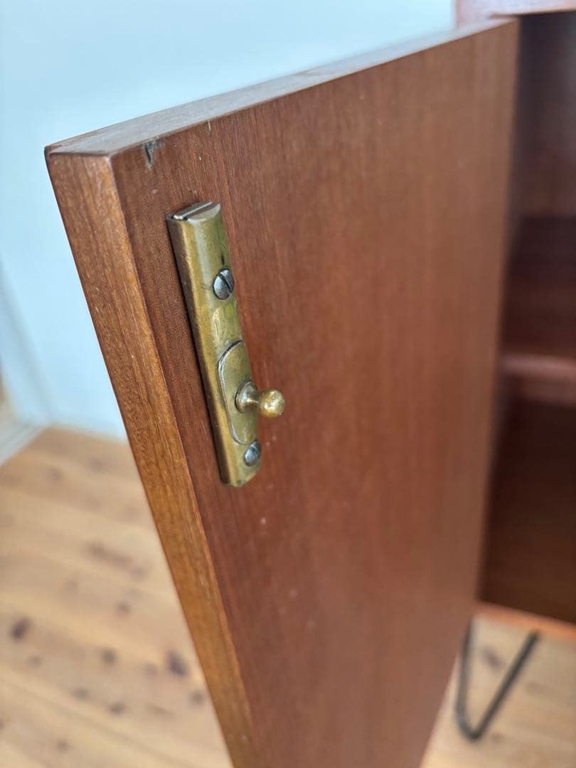 北欧ヴィンテージ　チーク　キャビネット