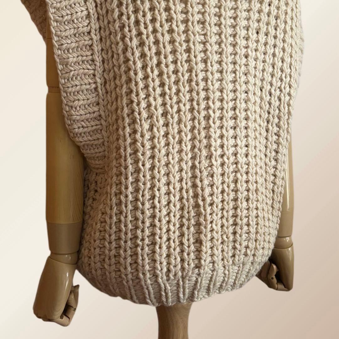 【ETRE TOKYO】 ケーブルニットベスト