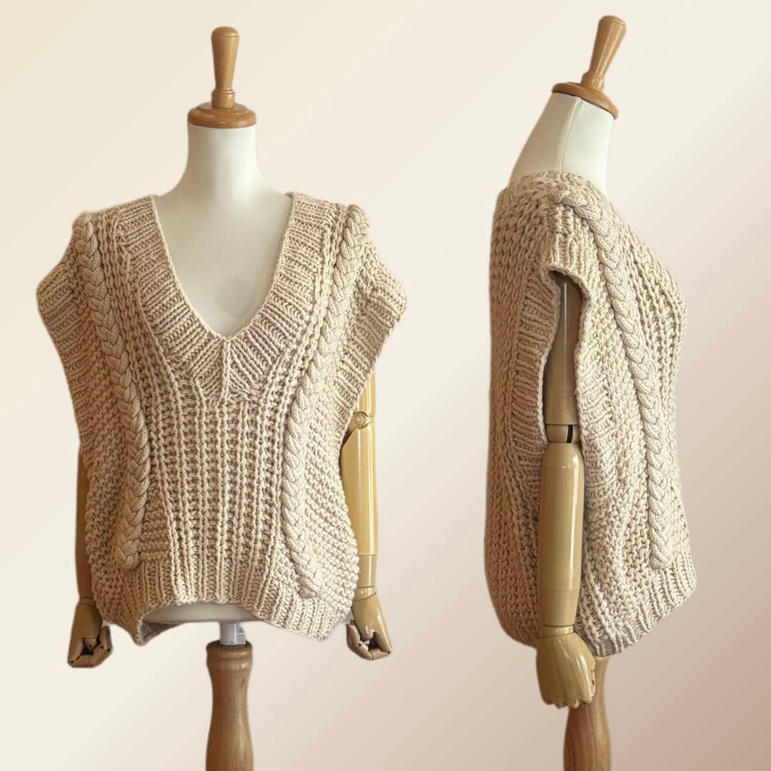 【ETRE TOKYO】 ケーブルニットベスト