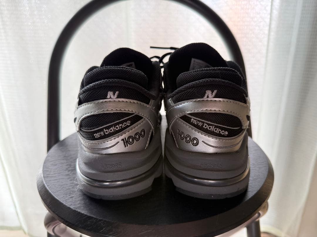 New Balance M1000EGR シルバー(箱無し・25cm)