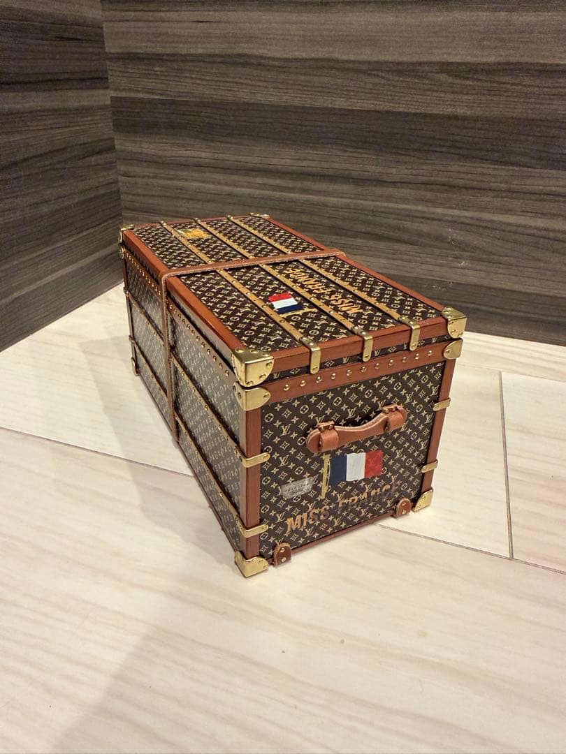 Louis Vuitton MISS FRANCE トランク オブジェ