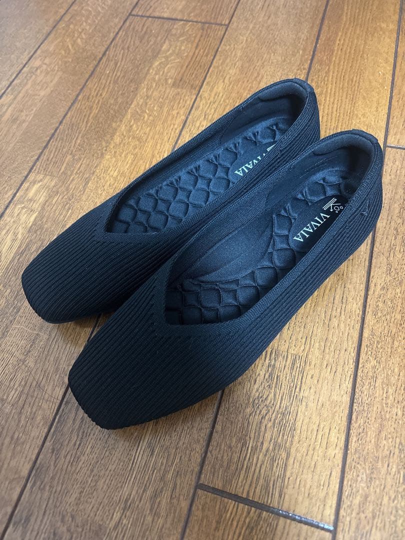 VIVAIA Margot Walker スクエアトゥ フラットシューズ37.5